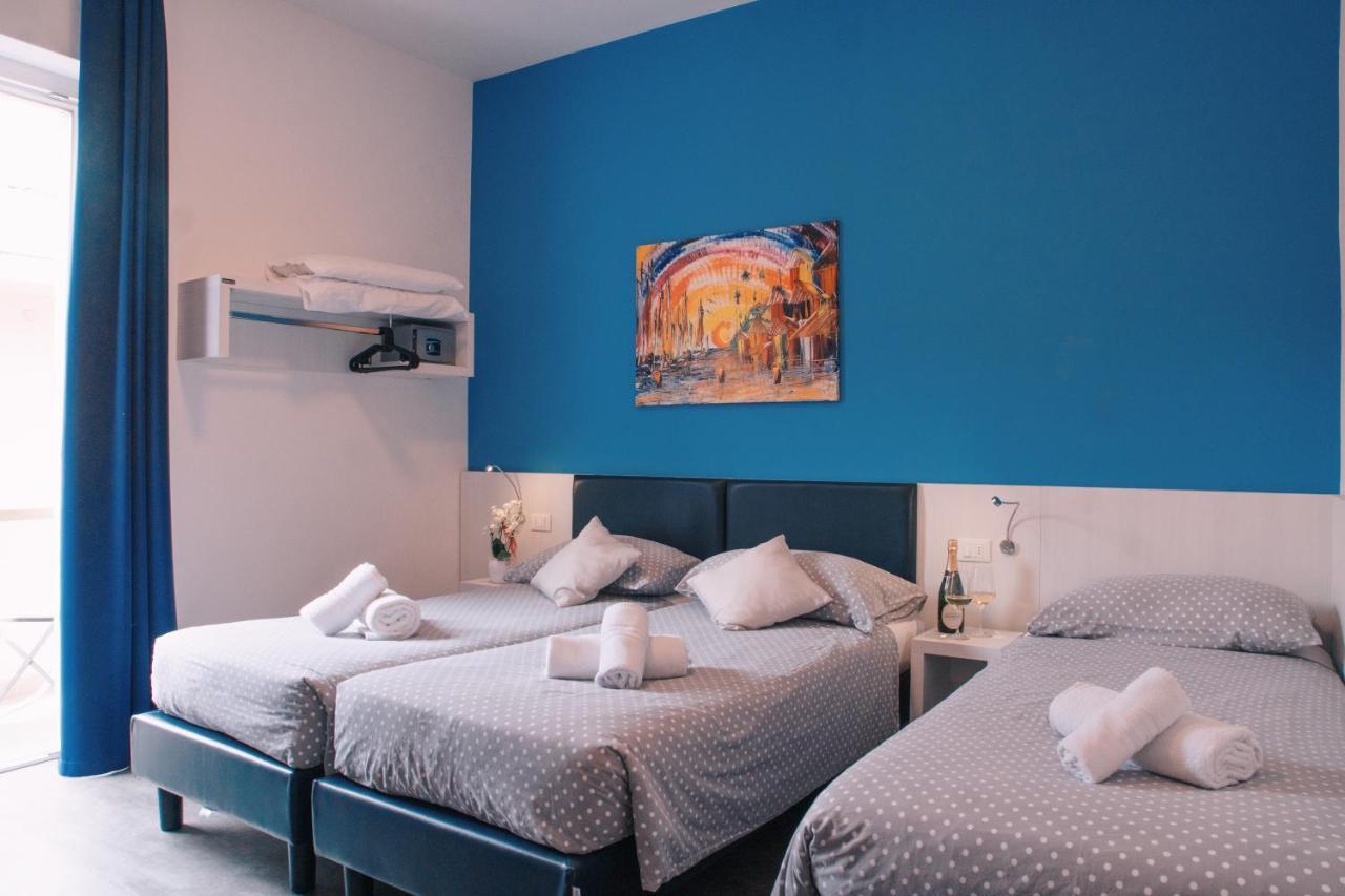 Hotel Aurora & Appartamenti Torbole Sul Garda ภายนอก รูปภาพ
